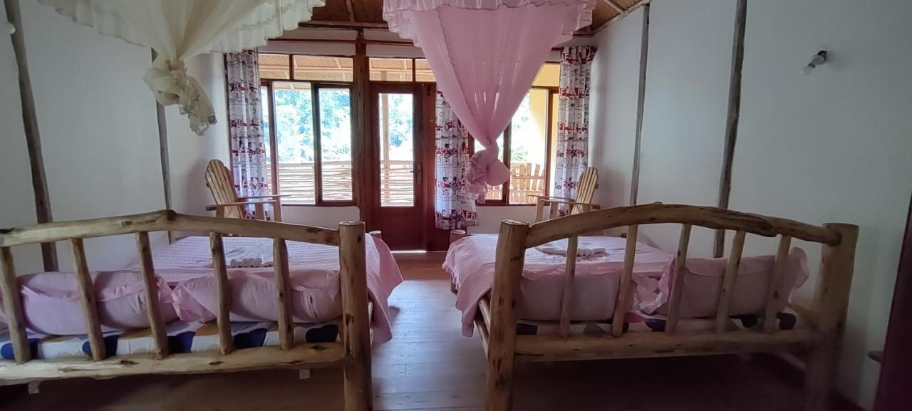 Nshongi Camp Hotell Rubuguli Eksteriør bilde