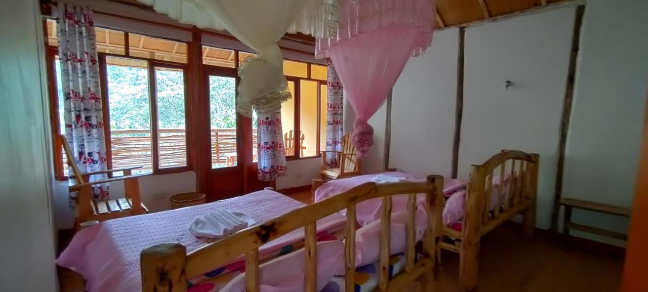 Nshongi Camp Hotell Rubuguli Eksteriør bilde